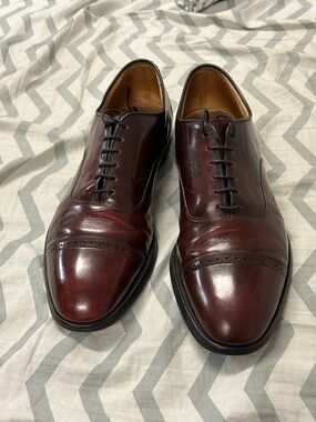 Johnston & Murphy Men's Cap-Toe Oxfords in Burgundy